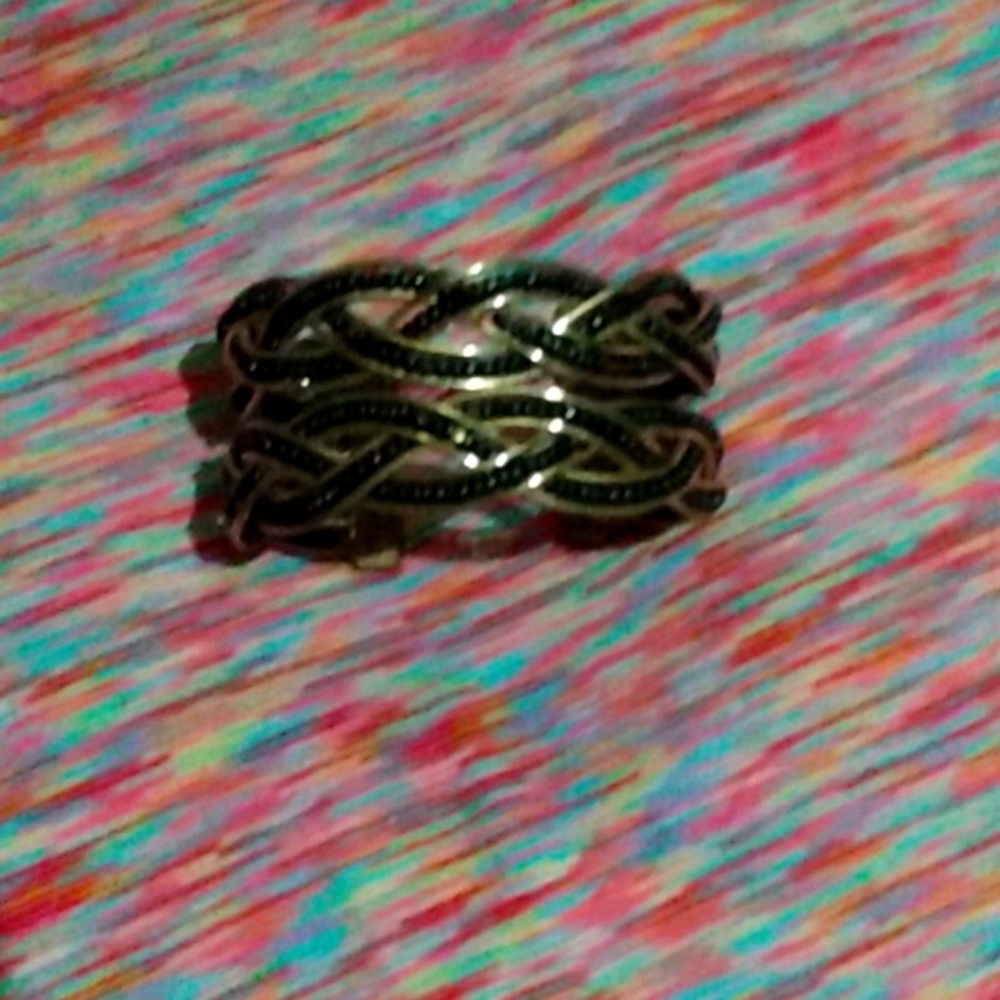 Women's jewelry bracelet